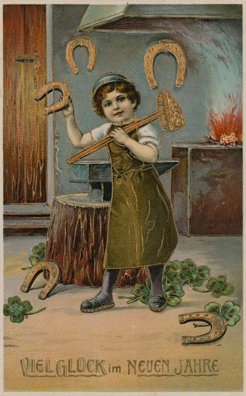 Pojke smed gör gyllene hästskor för nyårslycka. Vykort skickat den 31 december 1913. av German School