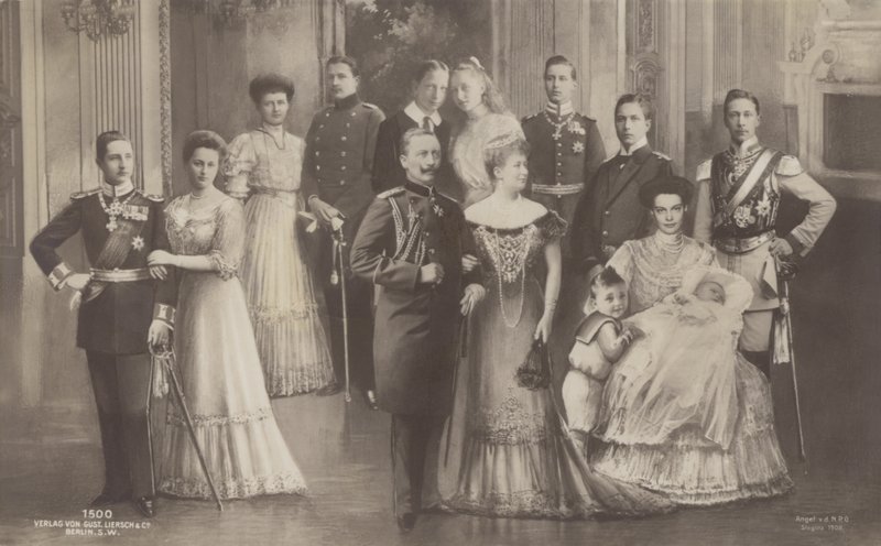 Kejsar Wilhelm II av Tyskland och hans familj av German School