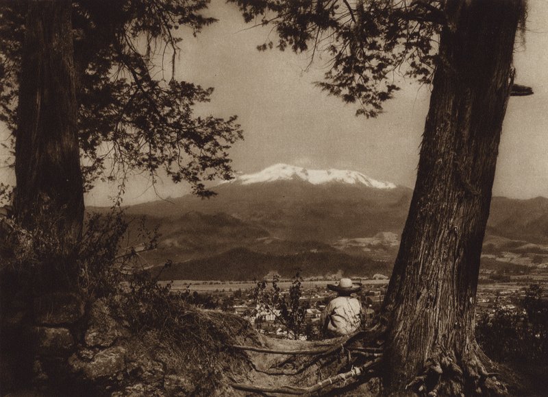 Mexiko: Amecameca med Iztaccihuatl (svartvitt foto) av Hugo Brehme