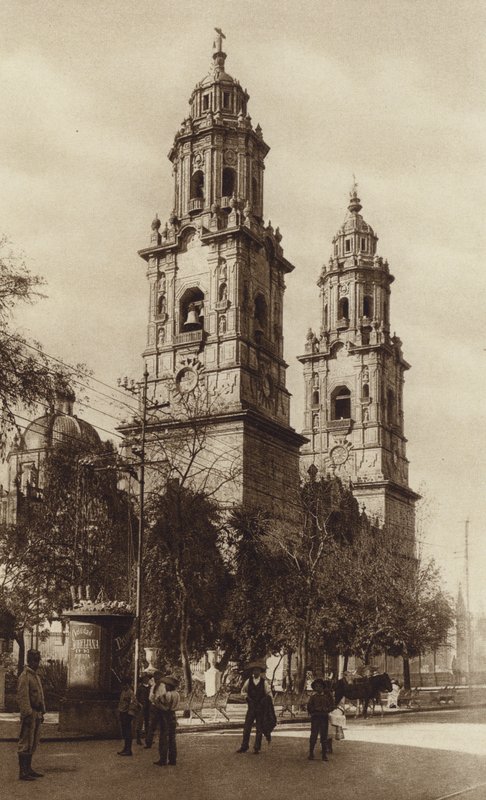 Mexiko: Morelia, La Catedral (svartvitt foto) av Hugo Brehme