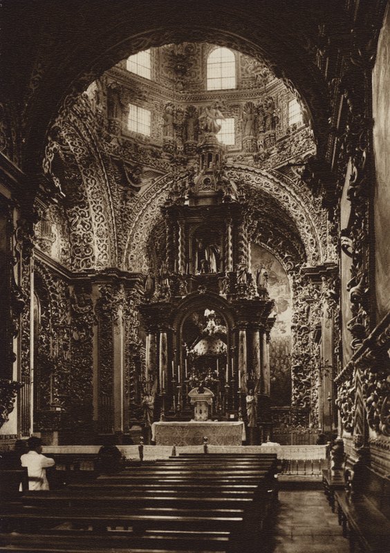 Mexiko: Puebla, kapellet i San Domingo-kyrkan (svartvitt foto) av Hugo Brehme