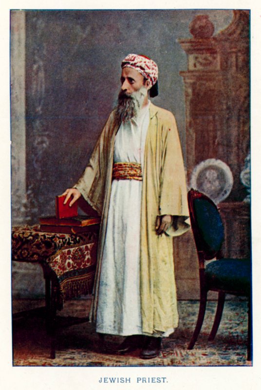 Indiska infödda: Judisk präst (färgat foto) av Indian photographer