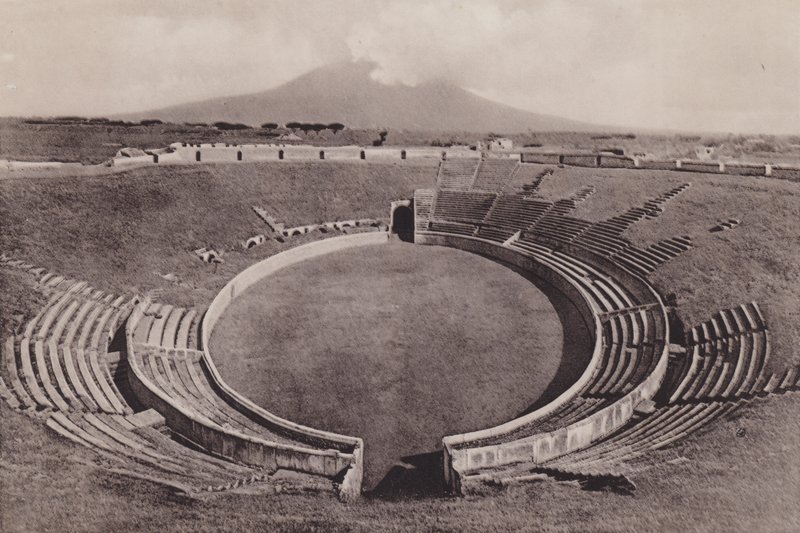 Anfiteatro, Amfiteatern (s/v foto) av Italian Photographer