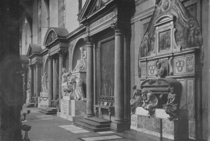 Florens, S Croce-kyrkan, högra gångens monument (s/v-foto) av Italian Photographer