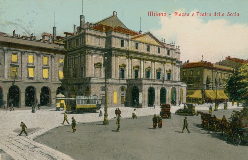 Milano - Piazza och Teatro alla Scala. Vykort skickat 1913. av Italian Photographer