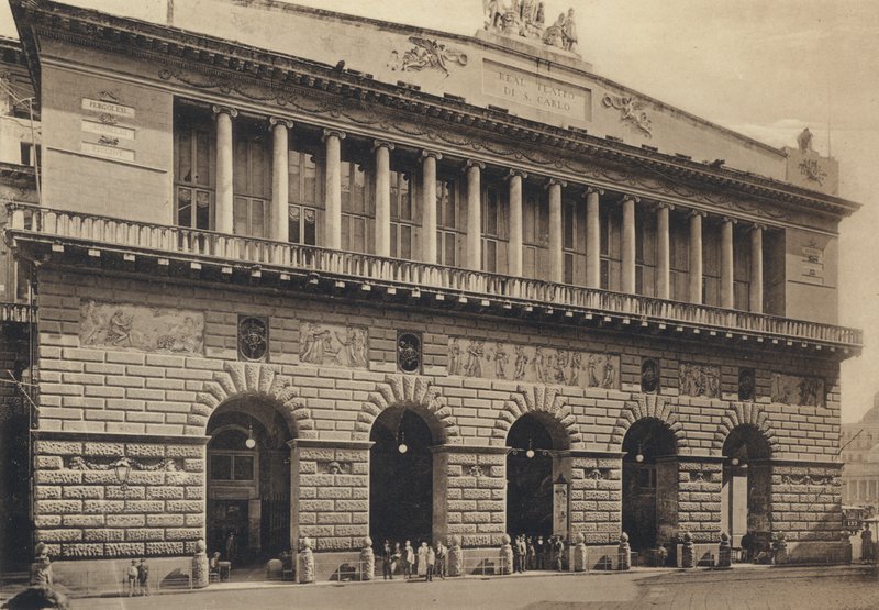 Neapel: S Carlo Theatre Facade (s/v foto) av Italian Photographer