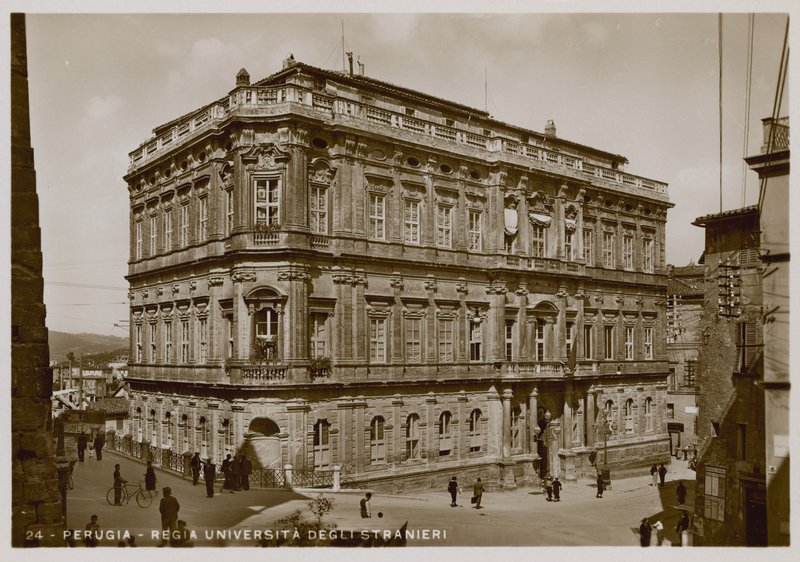 Perugia, University of Foreigners, c 1920 av Italian Photographer