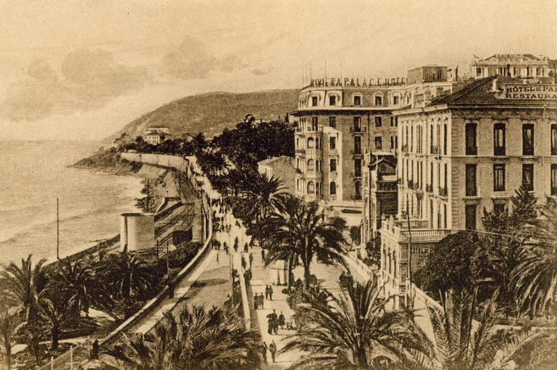 Sanremo, Walk of the Empress (s/v foto) av Italian Photographer