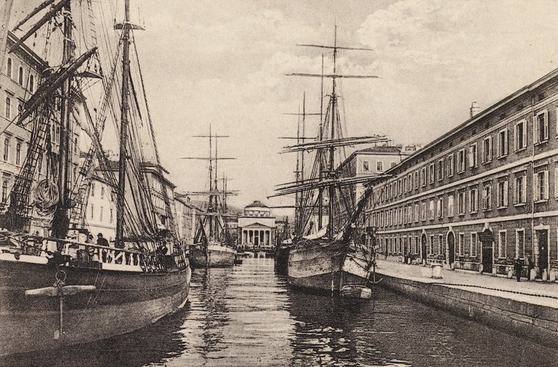 Trieste: Canale Grande (svartvitt foto) av Italian Photographer