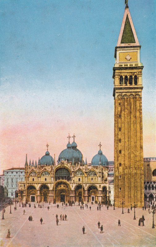 Venedig/Venice: Markusplatsen och Campanile (foto i färg) av Italian Photographer