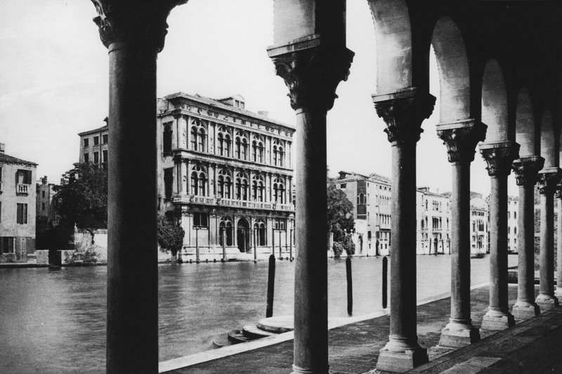 Venedig, Canal Grande, Palazzo Vendramin (s/v foto) av Italian Photographer