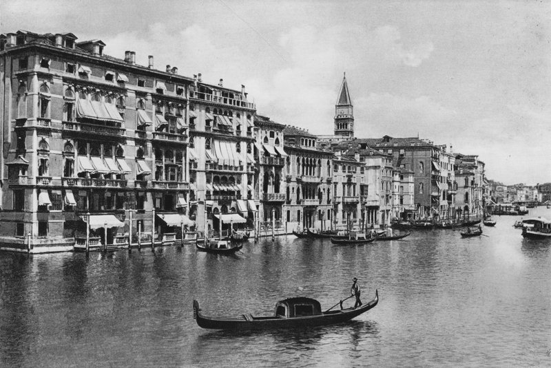 Venedig, Canal Grande och hotell (s/v foto) av Italian Photographer