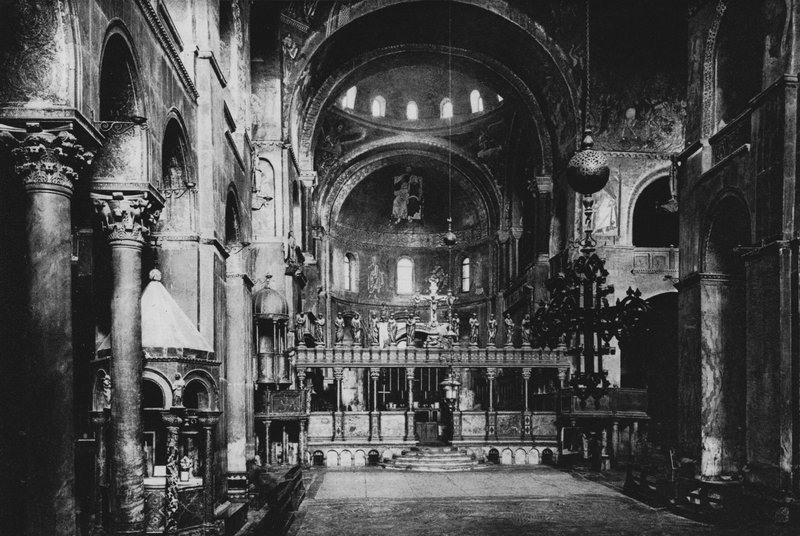 Venedig, S Marco-kyrkan, interiör (s/v foto) av Italian Photographer