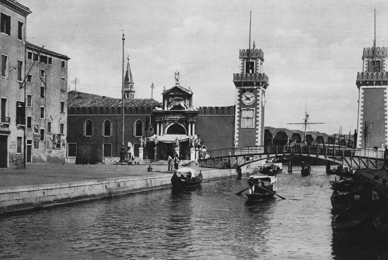 Venedig, Arsenale (s/v foto) av Italian Photographer