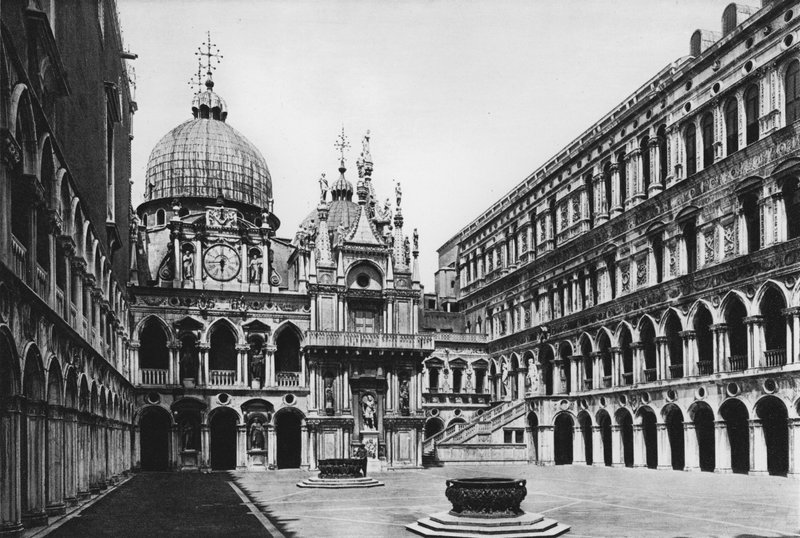 Venedig, Dogepalatset, The Courtyard (s/v foto) av Italian Photographer