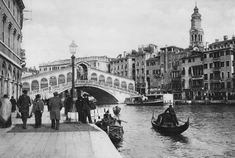 Venedig, Rialtobron (s/v foto) av Italian Photographer