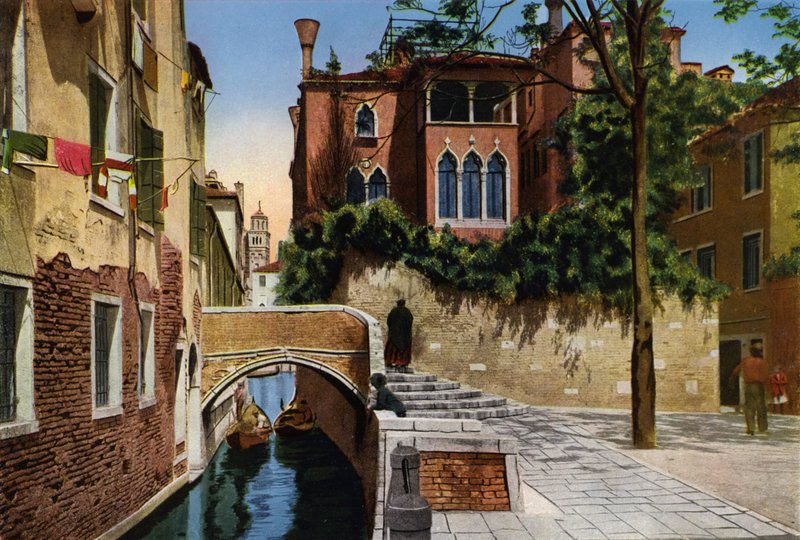 Venezia / Venedig: Rio S Gregorio (färgfoto) av Italian Photographer