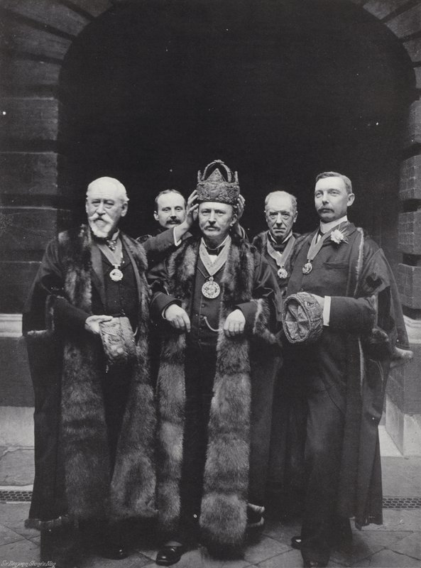 Valdag i Girdlers Hall, som kröner mästaren av J. Benjamin Stone