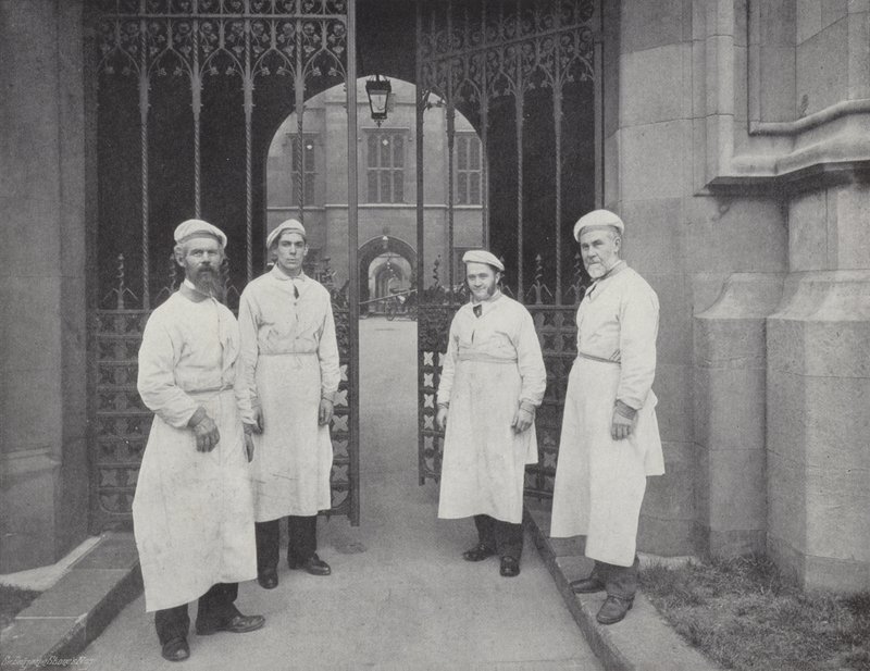 Möbelstädare i underhuset av J. Benjamin Stone