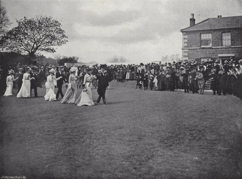 Helston Flora Day, Furry Dance av J. Benjamin Stone