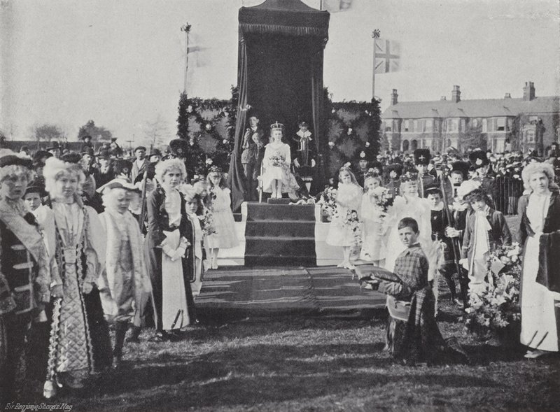 Knutsford May Day Festival, kröner drottningen av J. Benjamin Stone