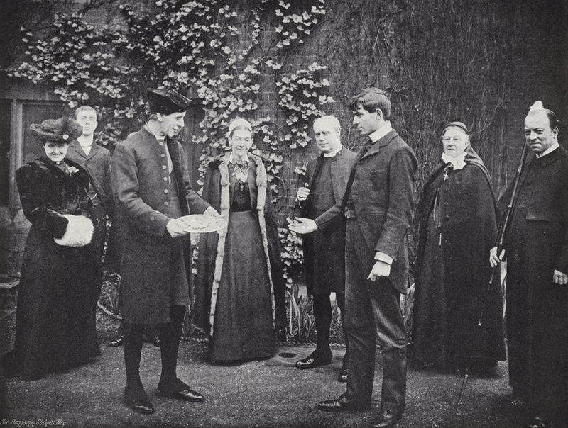 Pannkakskastning på Westminster School, Victor tar emot sitt Guinea av J. Benjamin Stone