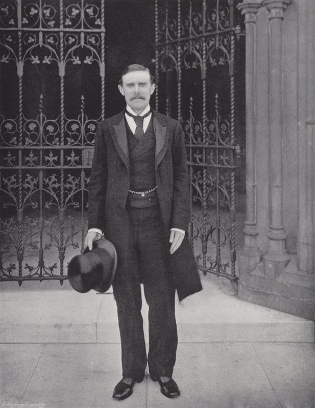 Den högra Hon. St John Brodrick av J. Benjamin Stone