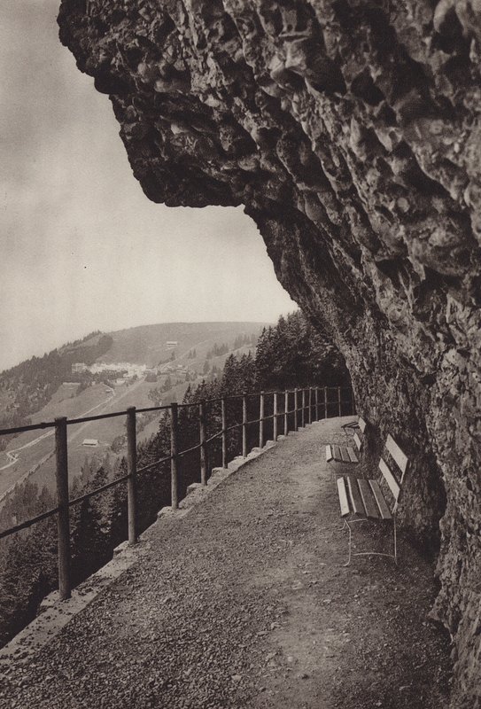 Utsikt över Rigi Kaltbad (s/v foto) av Jean Gaberell