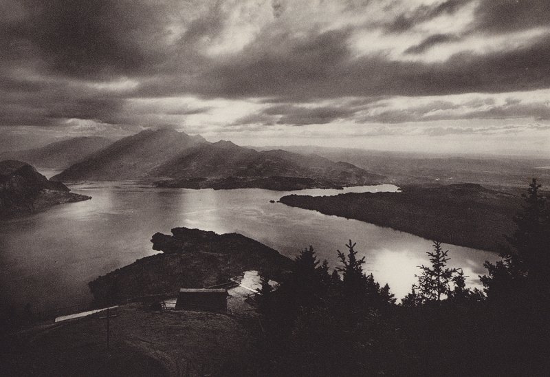 Rigi Kaltbad, kvällsstämning med utsikt från Känzeli (s/v bild) av Jean Gaberell