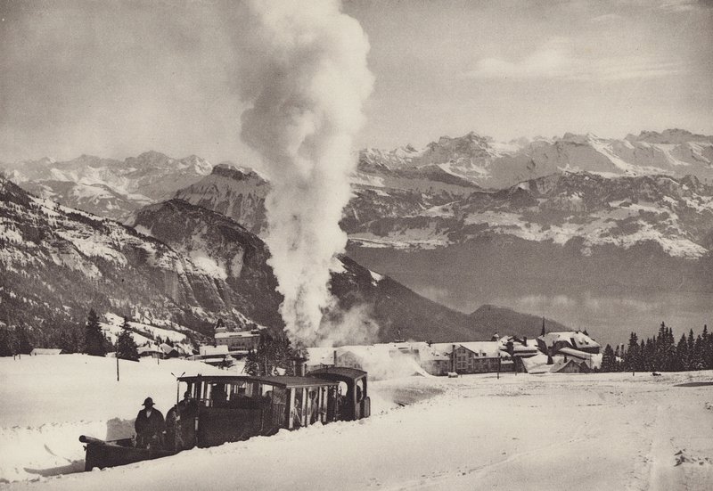 Rigi Kaltbad, vintersportståg för Vitznau Rigi Bahn (s/v foto) av Jean Gaberell