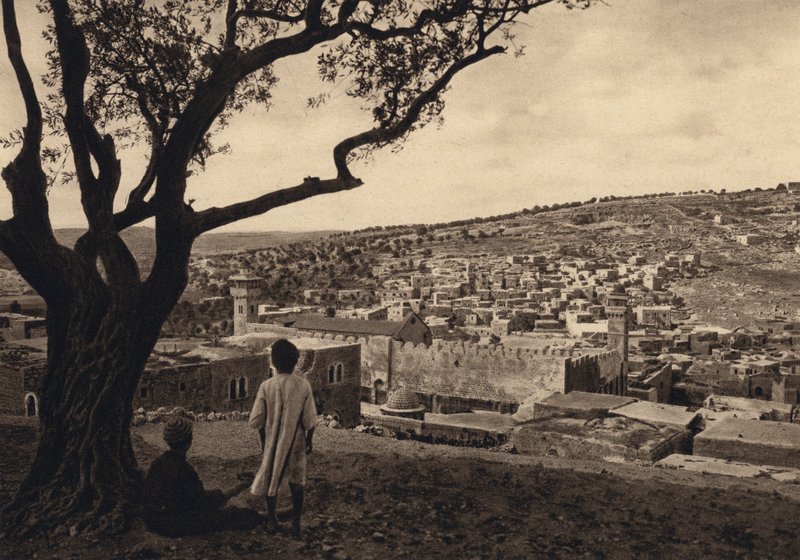Hebron (s/v foto) av Karl Grober