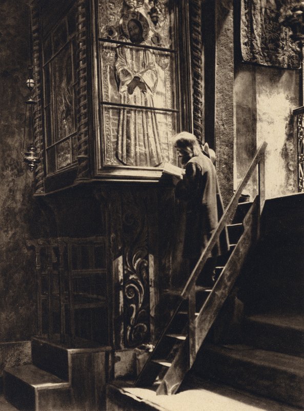 Jerusalem, Heliga gravens kyrka, bedjande munk (s/v foto) av Karl Grober