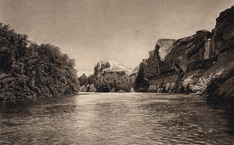 Jordaniens branta strand (s/v foto) av Karl Grober
