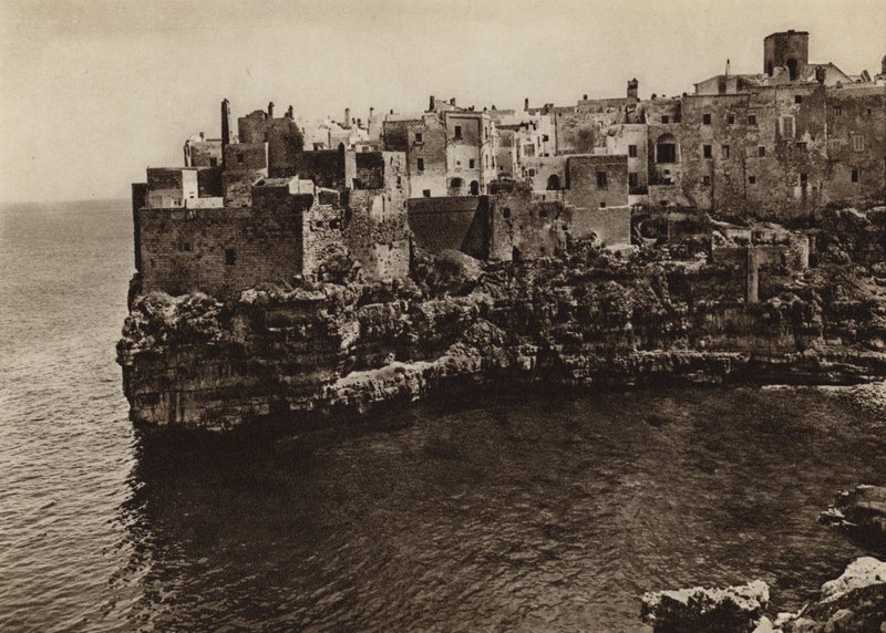 Italien: Polignano a Mare, Puglie (s/v foto) av Kurt Hielscher