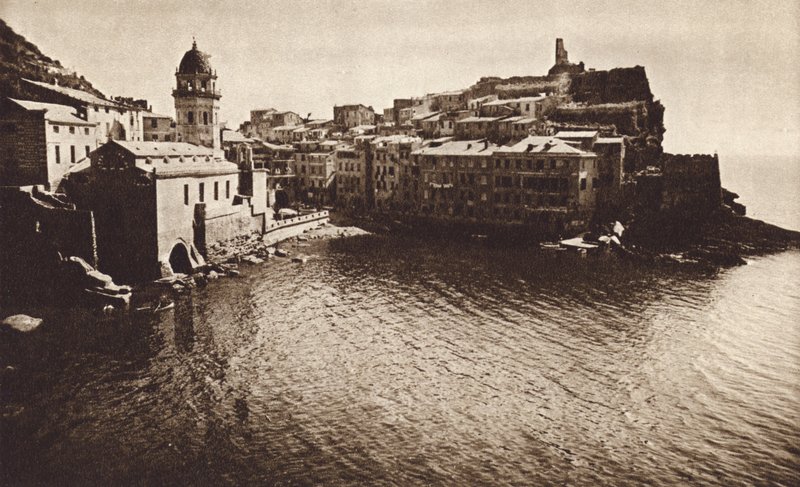 Italien: Vernazza, Riviera (s/v foto) av Kurt Hielscher