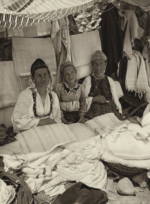 Jugoslavien: Marknaden i Prizren (s/v foto) av Kurt Hielscher