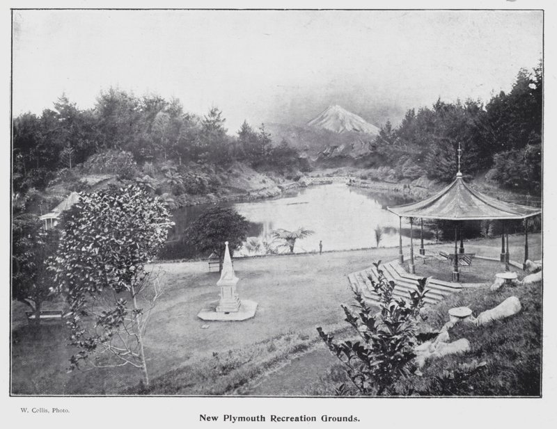 New Plymouth, Nya Zeeland: New Plymouth Recreation Grounds (s/v foto) av New Zealand Photographer