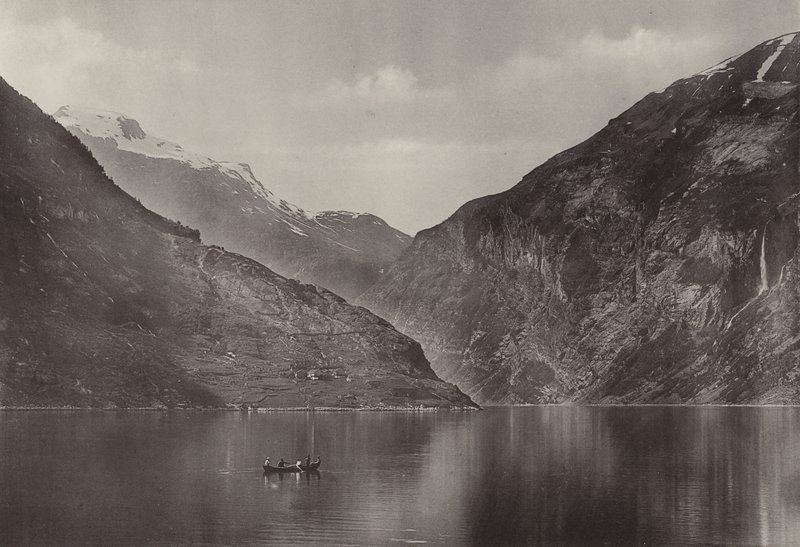 I Geirangerfjorden (s/v foto) av Norwegian Photographer