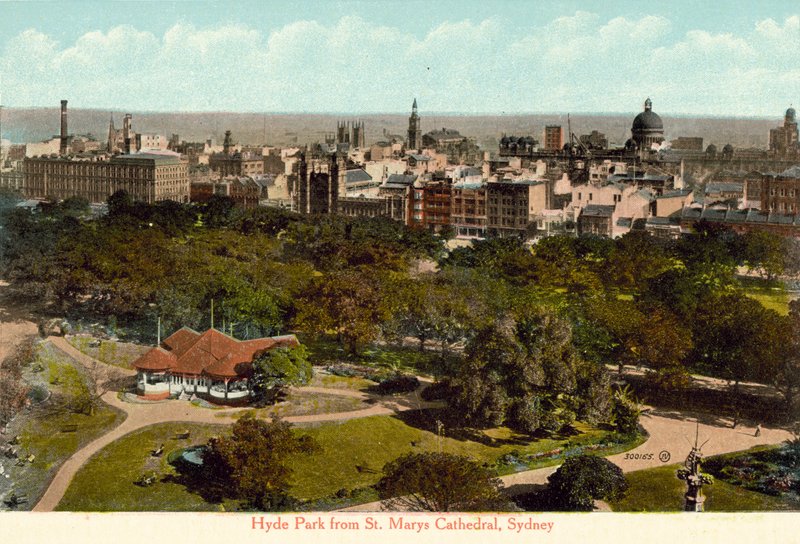 Hyde Park från St Marys Cathedral, Sydney (färgat foto) av Photographer Australian