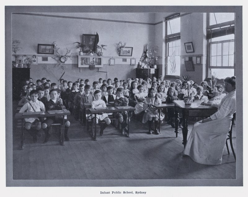 Infant Public School, Sydney (s/v foto) av Photographer Australian