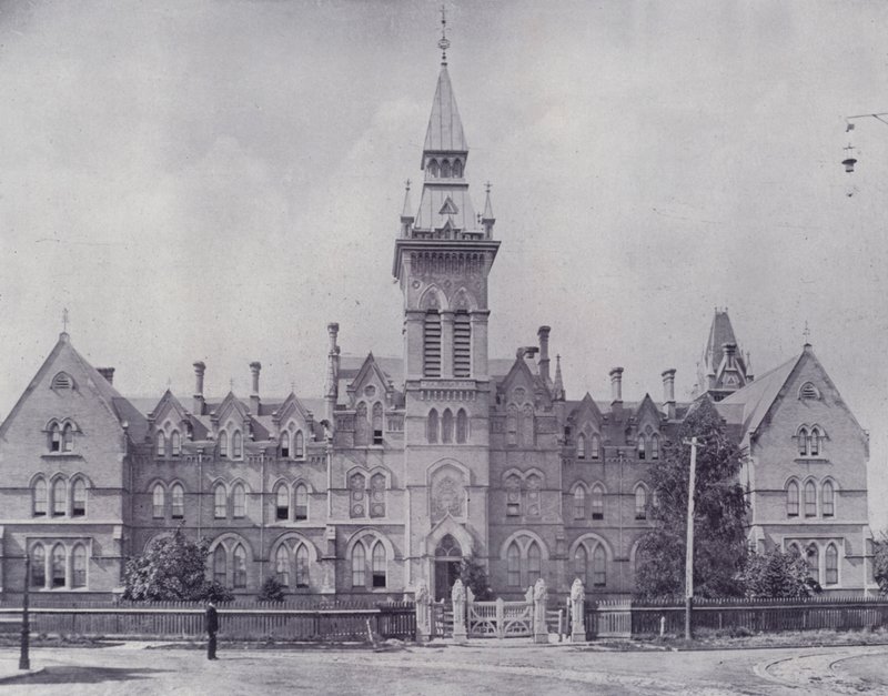 Kanada: Knox College, Toronto (s/v foto) av Photographer Canadian