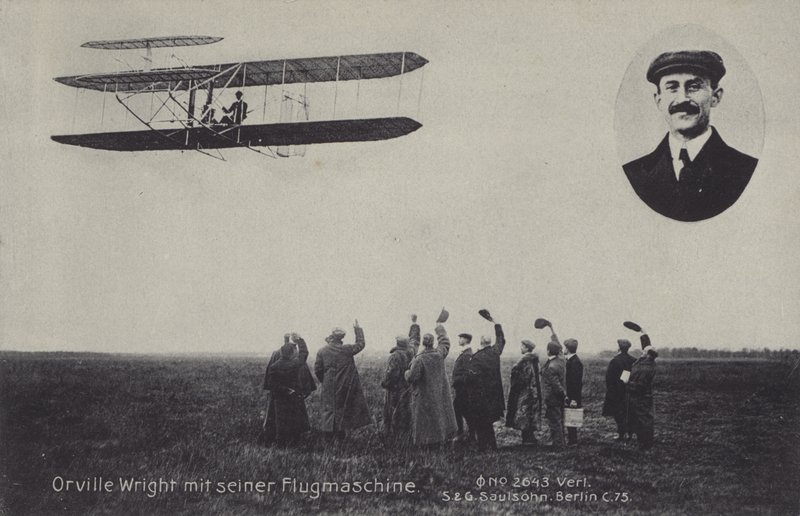 Amerikanska flygaren Orville Wright och hans flygmaskin (s/v foto) av Photographer German