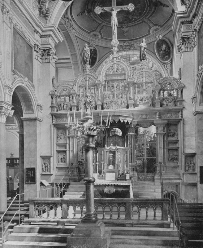 Katedral, takskärm och Irmensaule (s/v foto) av Photographer German