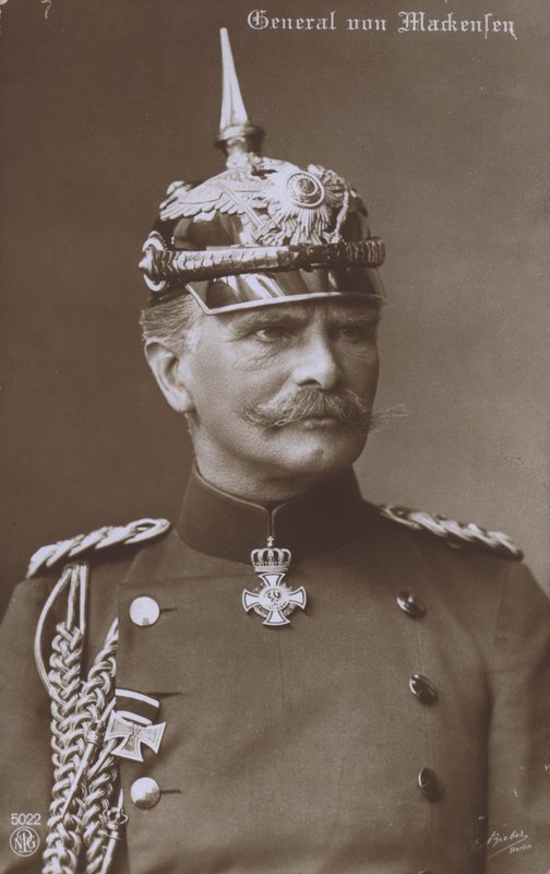 Fältmarskalk August von Mackensen, tysk militär befälhavare under första världskriget (s/v foto) av Photographer German