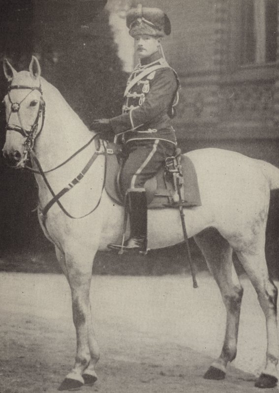 Gustav Krupp von Bohlen, make till Berthe Krupp, ägare av Krupps industriimperium (s/v foto) av Photographer German