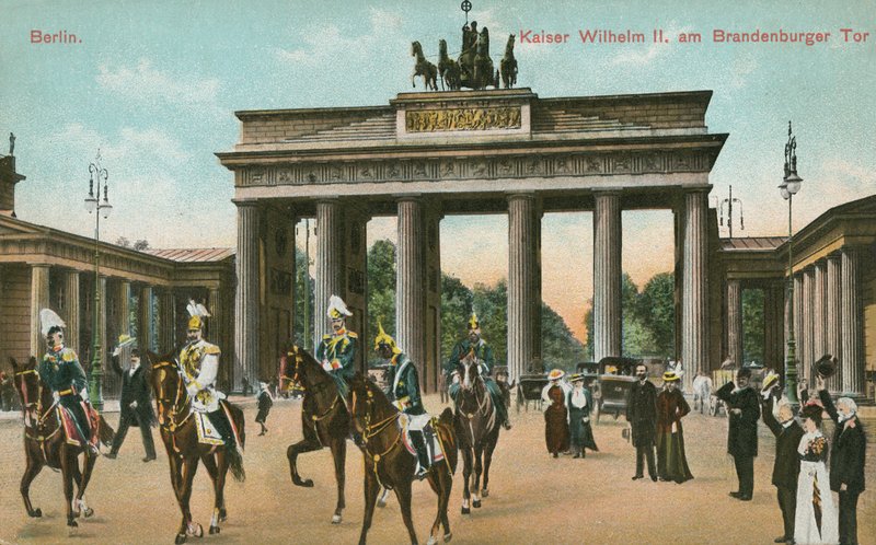 Kaiser Wilhelm II av Tyskland vid Brandenburger Tor, Berlin (färgfoto) av Photographer German