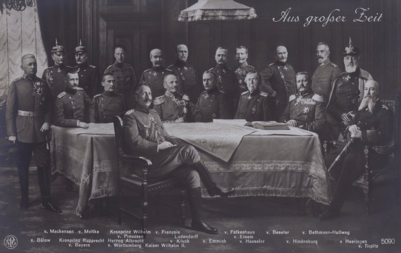 Kaiser Wilhelm II av Tyskland med högre tyska militärbefälhavare (s/v foto) av Photographer German