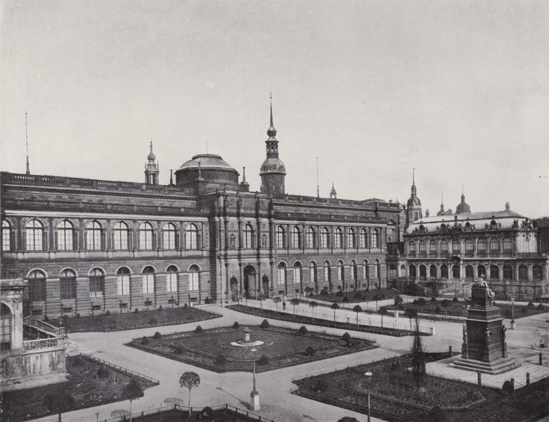 Royal Picture Gallery, utsikt från Zwinger (s/v foto) av Photographer German