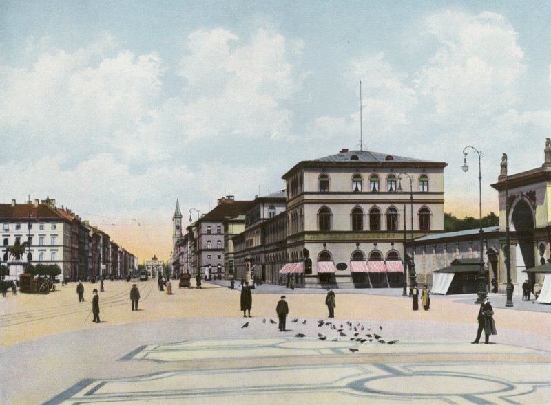 München/München: Odeonsplatz U Ludwigstrasse (foto) av Photographer German