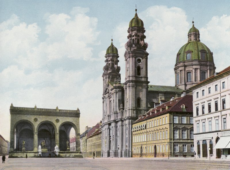 München/München: Theatinerkirche U Feldherrnhalle (foto) av Photographer German